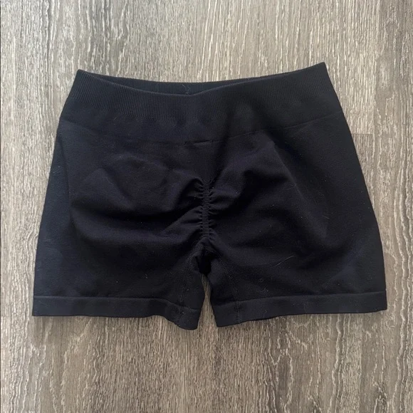 Darc Sport Seamless Scrunch Shorts Black Size XS/Small Katya Shorts Gym - Picture 3 of 7